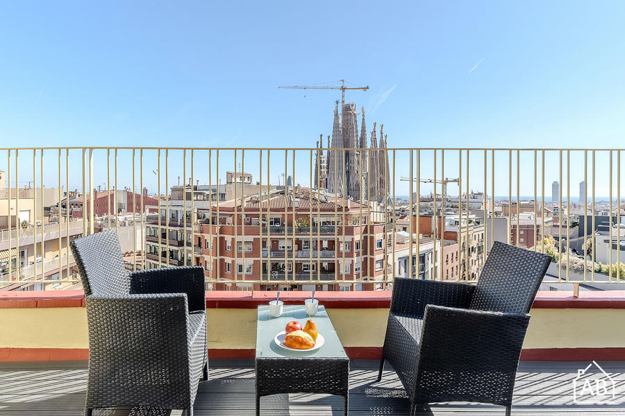 AB Sagrada Família Comfort - Apartment with Private Terrace and views of the Sagrada Familia - AB Apartment Barcelona