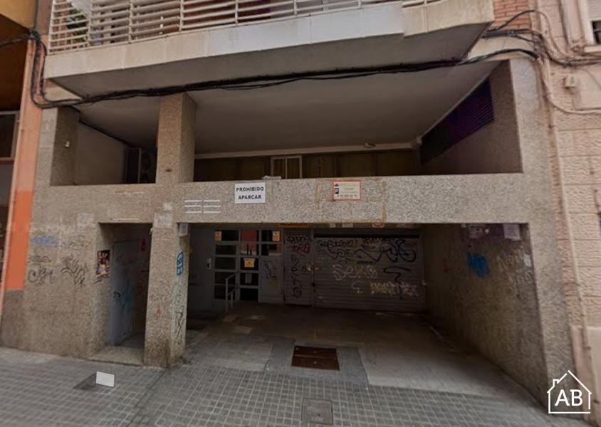 AB Espacio Parking Moto -I XVII-I Hospitalet - Alquiler de plazas de parking para moto – Calle Llança 91, Hospitalet de Llobregat - AB Apartment Barcelona