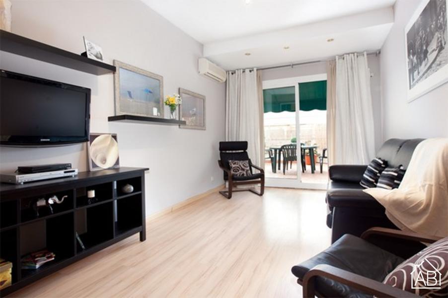 AB Encants Clot Apartment -  شقة جميلة من غرفتي نوم مع شرفة في سانت مارتيAB Apartment Barcelona - 