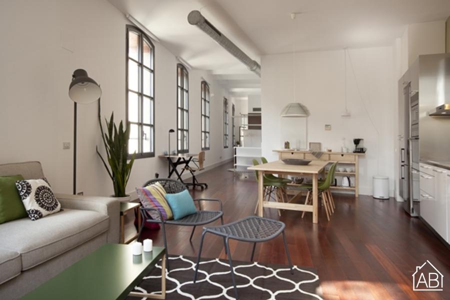 AB Poblenou Beach Loft II - Stylish and Spacious Loft Apartment close to the Beach - AB Apartment Barcelona