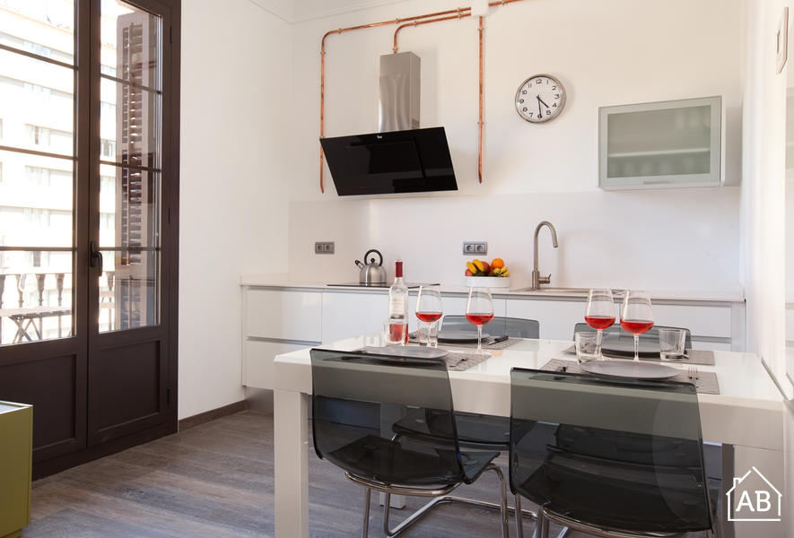 AB Paral·lel Apartment - Trendy and Spacious 6-Bedroom Apartment on Avinguda del Paral·lel - AB Apartment Barcelona