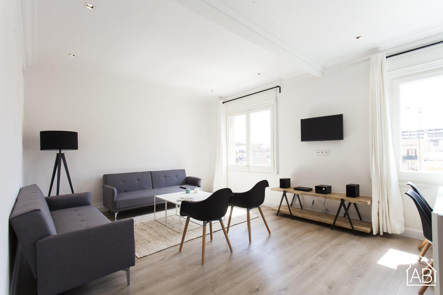 AB Rossello Spacious - Bright and Spacious Four-Bedroom Apartment near Sants Station  - AB Apartment Barcelona