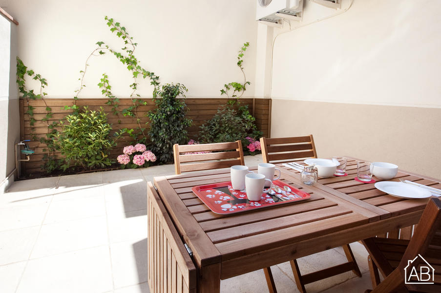 AB Venero Terrace - Светлая и уютная двухкомнатная квартира с отдельной террасой в Побле Ноу - AB Apartment Barcelona