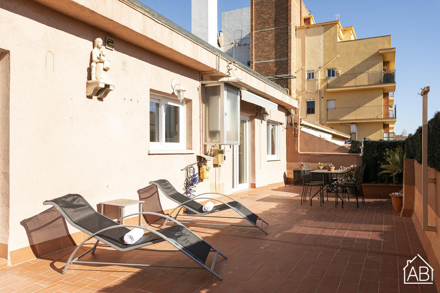 AB Almirall Proxida - Bright 3-Bedroom Apartment with Terrace just north of Barcelona   - AB Apartment Barcelona