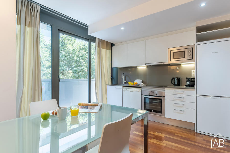 AB  Osi - Pedralbes - Cozy Apartment with Balcony in Sarrià - AB Apartment Barcelona