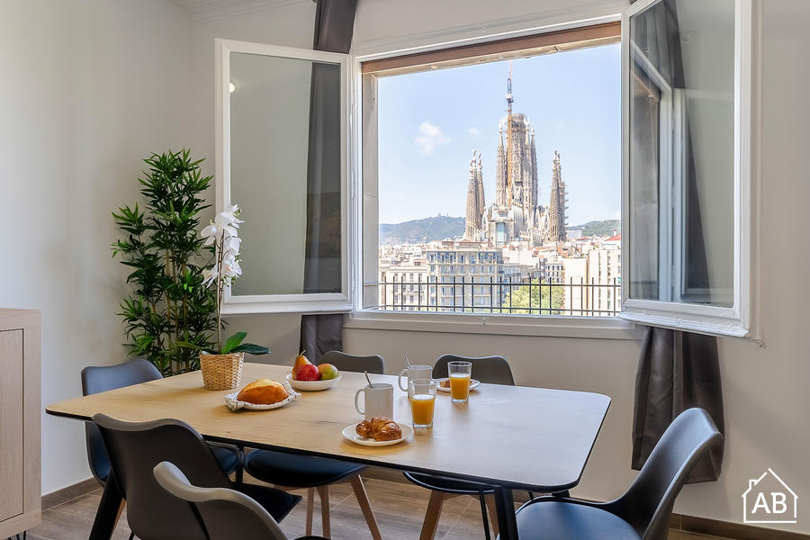 AB Sagrada Familia Views  6-1 - Lovely 3-Bedroom Apartment in Eixample - AB Apartment Barcelona